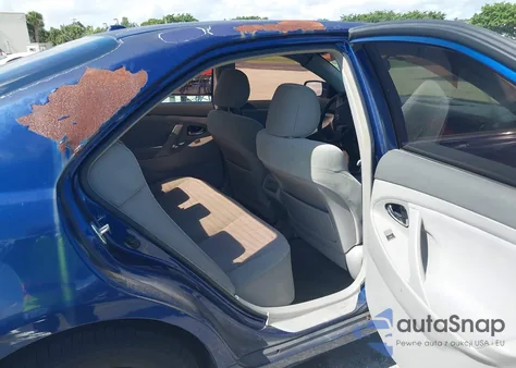 2011 Toyota Camry Le z USA, uszkodzony, nr VIN 4T1BF3EK6BU749492